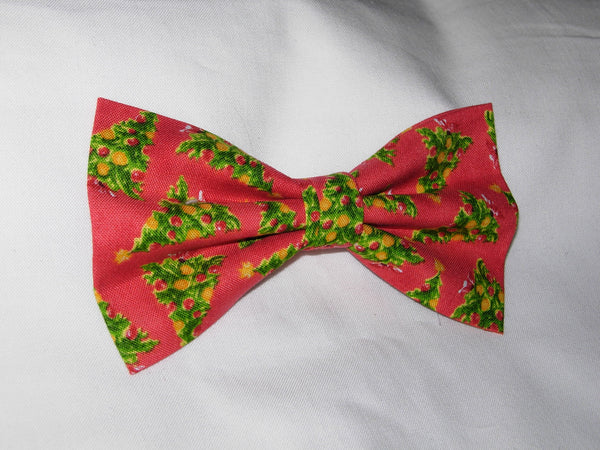 Christmas Tree Bow tie / Lighted Christmas Trees on Red / Pre-tied Bow tie - Bow Tie Expressions