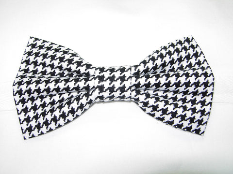 Houndstooth Bow tie / Black & White Houndstooth / Pre-tied Bow tie - Bow Tie Expressions