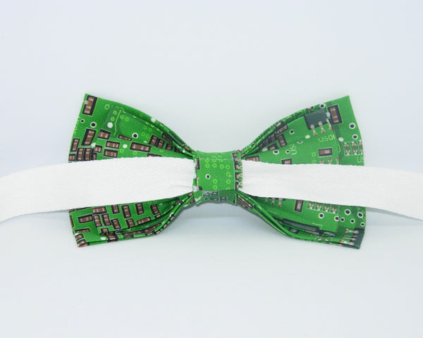 Computer Bow tie / Green Computer Circuit Board with Resistors / Pre-tied Bow tie