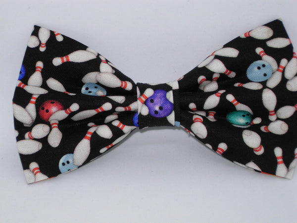 Bowling Bow tie / Mini Pins & Balls on Black / Self-tie & Pre-tied Bow tie - Bow Tie Expressions
