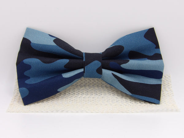 Navy Blue Camo Bow tie / Shades of Blue Camouflage / Pre-tied Bow tie