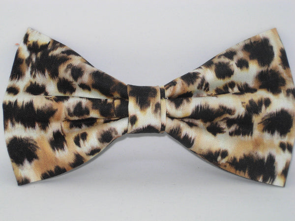 Animal Print Bow tie / Dark Spots on Tan / Wild Cat / Self-tie & Pre-tied Bow tie