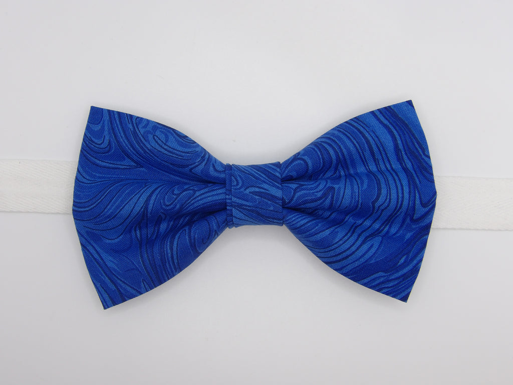 Blue Bow tie / Abstract Marble Design / Pre-tied Bow tie