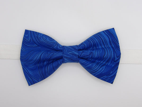 Blue Bow tie / Abstract Marble Design / Pre-tied Bow tie