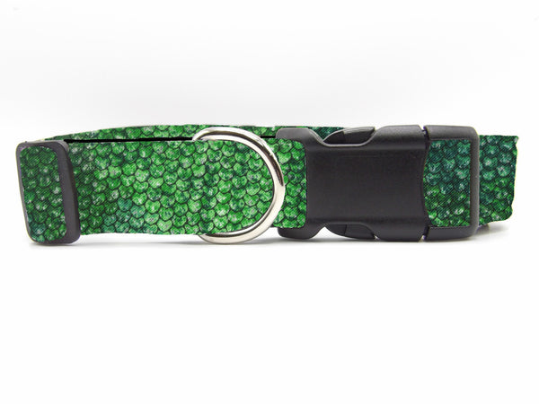 Snake Print Dog Collar / Emerald Green Snake Skin Design / Exotic Dog Collar / Matching Dog Bow tie