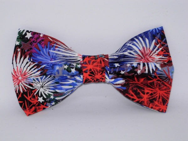 Fireworks Dog Collar / Red, White & Blue Fireworks / Patriotic Dog Collar / Matching Dog Bow tie
