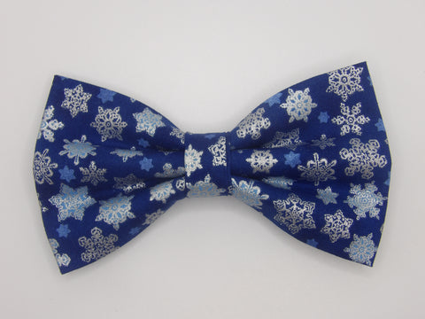 Christmas Bow tie / Metallic Silver Snowflakes on Dark Blue / Pre-tied Bow tie
