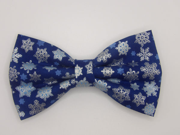 Christmas Bow tie / Metallic Silver Snowflakes on Dark Blue / Self-tie & Pre-tied Bow tie