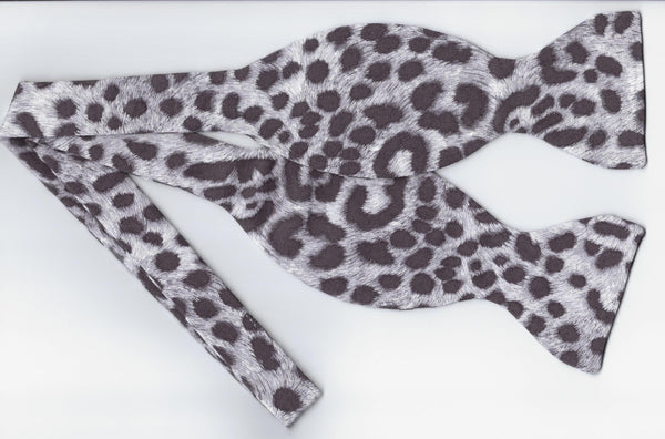 Snow Leopard Print Bow tie / Charcoal Black Spots on White / Self-tie & Pre-tied Bow tie