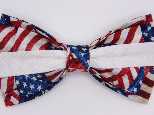 American Bow Tie / Red, White & Blue Wavy American Flags / Patriotic Bow tie / Self-tie & Pre-tied Bow tie