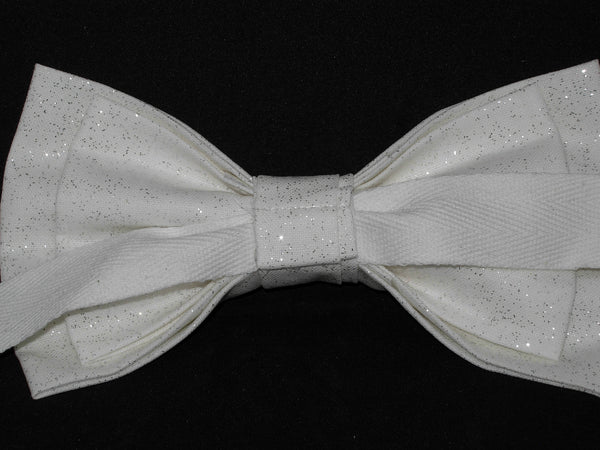 Sparkling White Bow tie / Solid White with Metallic Silver / Pre-tied Bow tie