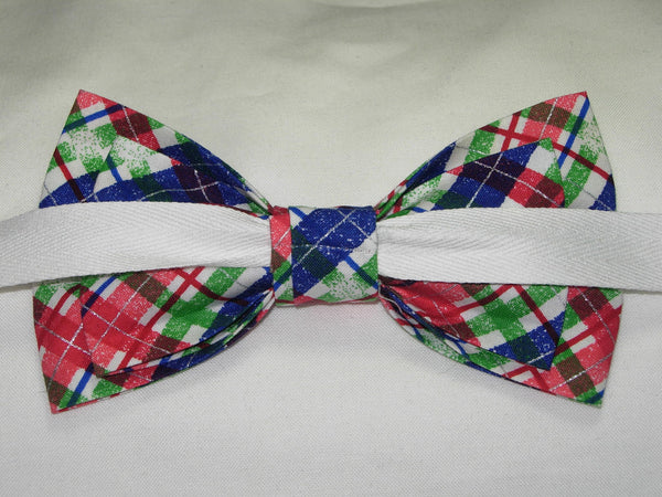 Christmas Bow tie / Red, Blue & Green Snowy Plaid / Christmas Plaid / Pre-tied Bow tie - Bow Tie Expressions