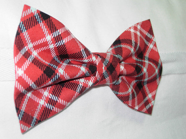Red Plaid Bow tie / Black & White Diagonal Plaid on Apple Red / Pre-tied Bow tie