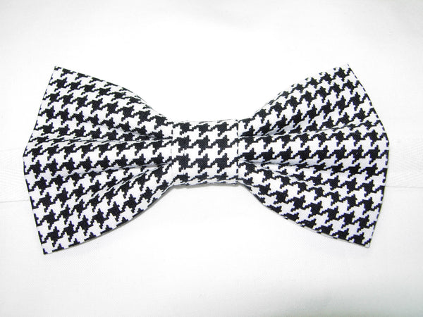 Houndstooth Bow tie / Black & White Houndstooth (1/4") Self-tie & Pre-tied Bow tie - Bow Tie Expressions