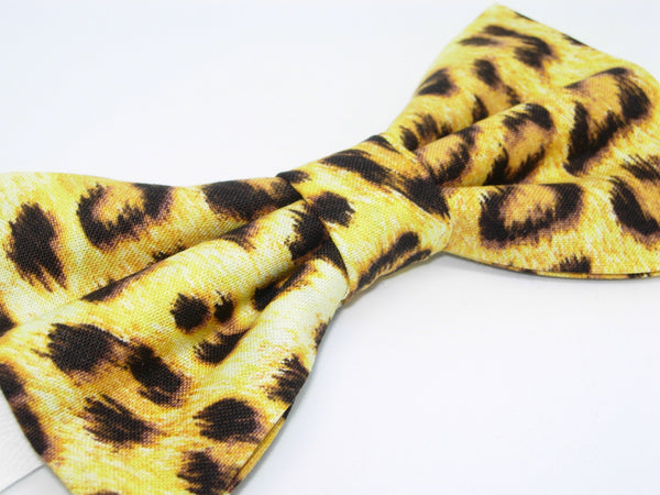 Jaguar Print Bow Tie / Jaguar Spots on Yellow Gold / Wild Cat / Pre-tied Bow tie - Bow Tie Expressions