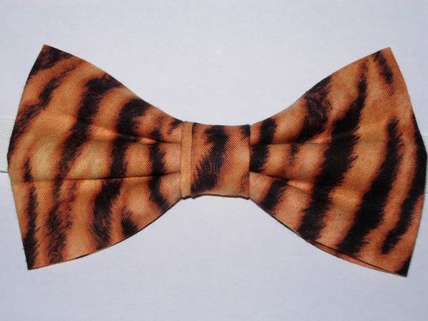 Tiger Print Bow Tie / Furry-looking Black Tiger Stripes on Gold / Self-tie & Pre-tied Bow tie - Bow Tie Expressions