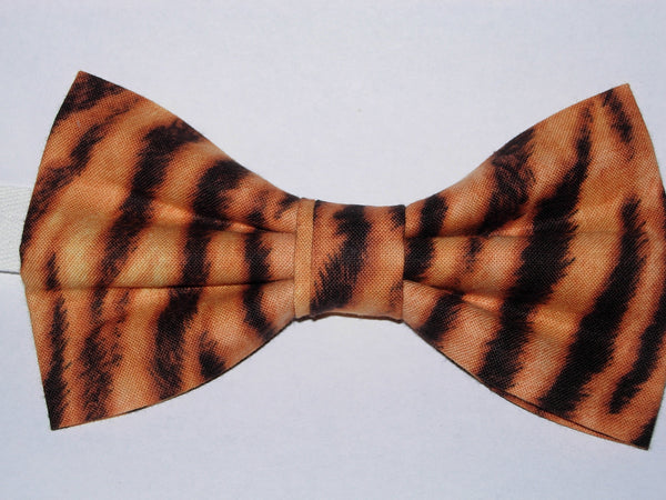Tiger Print Bow Tie / Furry-looking Black Tiger Stripes on Gold / Pre-tied Bow tie