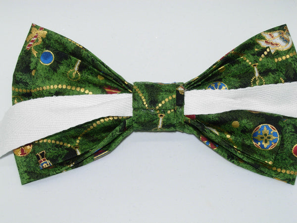 Christmas Tree Bow tie / Holiday Ornaments on Pine Tree Branches / Pre-tied Bow tie