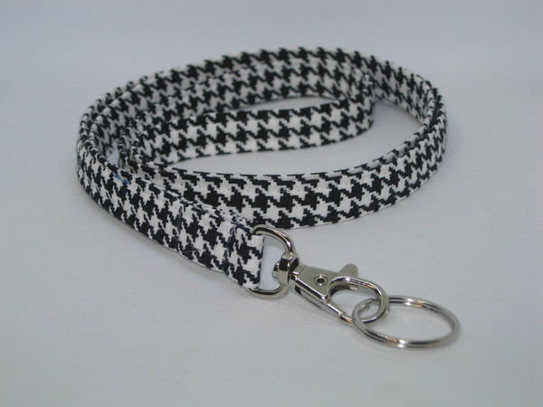 Houndstooth Lanyard / Classic Black & White / Teacher Lanyard, Key Chain, Cell Phone Wristlet - Bow Tie Expressions