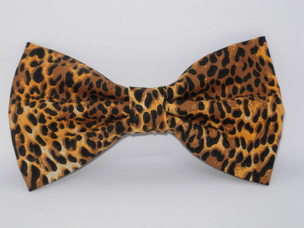 Cheetah Print Bow tie / Small Cheetah Spots on Brown & Tan / Self-tie & Pre-tied Bow tie - Bow Tie Expressions