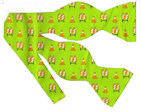 Construction Bow tie / Orange Cones & Barriers on Neon Green / Self-tie & Pre-tied Bow tie - Bow Tie Expressions