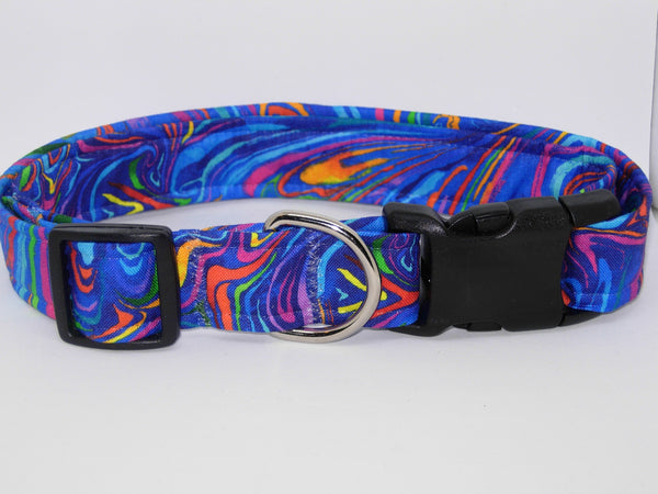 Funky Swirl Dog Collar / Artistic Retro Swirls on Blue / Matching Dog Bow tie