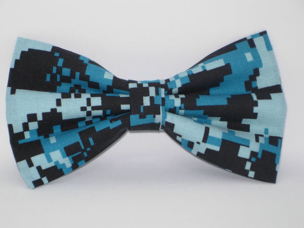 Digital Camo Bow tie / Black, Gray & Navy Blue Camo / Pre-tied Bow tie