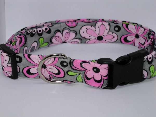 Flower Power Dog Collar / Retro Pink Flowers / Pink & Gray Pet Collar / Matching Dog Bow tie