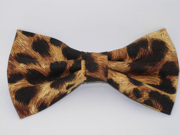 Leopard Print Bow tie / Brown Leopard Spots on Tan / Pre-tied Bow tie