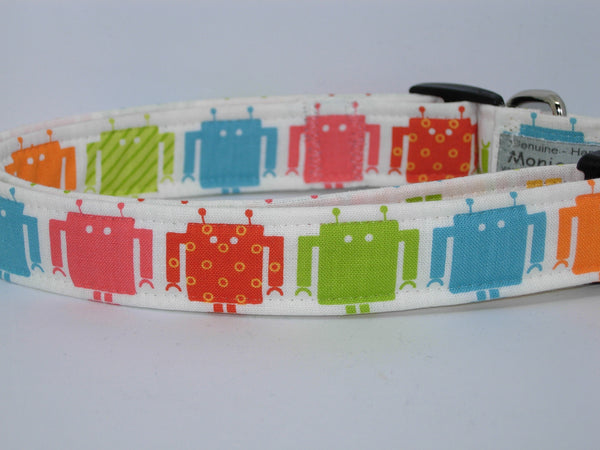 Video Game Dog Collar / Colorful Robots on White / Matching Dog Bow tie
