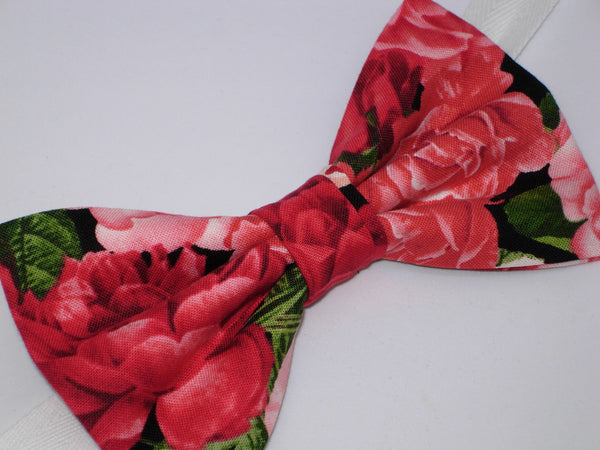 Rose Bouquet Bow tie / Pink & Red Roses / Wedding Bow tie / Pre-tied Bow tie