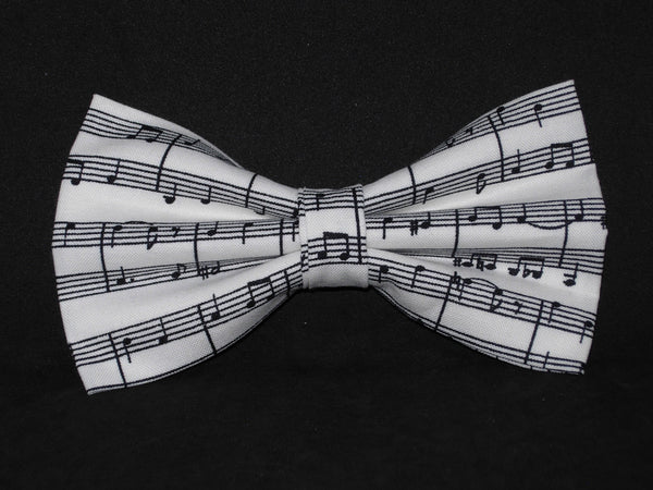Music Bow Tie / Black Sheet Music on White / Recitals / Pre-tied Bow tie