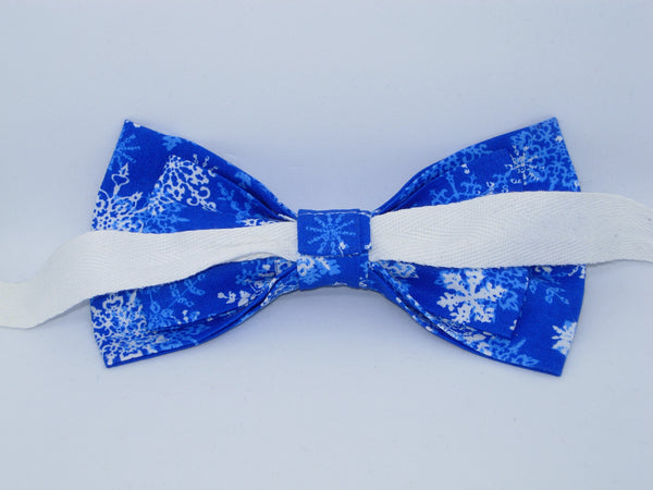Christmas Bow tie / White Snowflakes on Blue / Pre-tied Bow tie