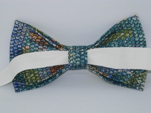 Snake Skin Bow tie / Blue, Green & Brown / Snake Scales Design / Pre-tied Bow tie