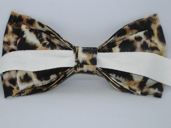 Animal Print Bow tie / Dark Spots on Tan / Wild Cat / Self-tie & Pre-tied Bow tie
